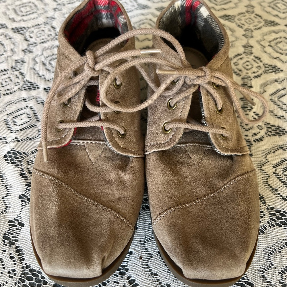 BOBS from Skechers Men's Brown Suede Oxfords